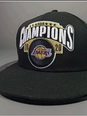 Los Angeles Lakers NBA Champions Black Snapback Hat